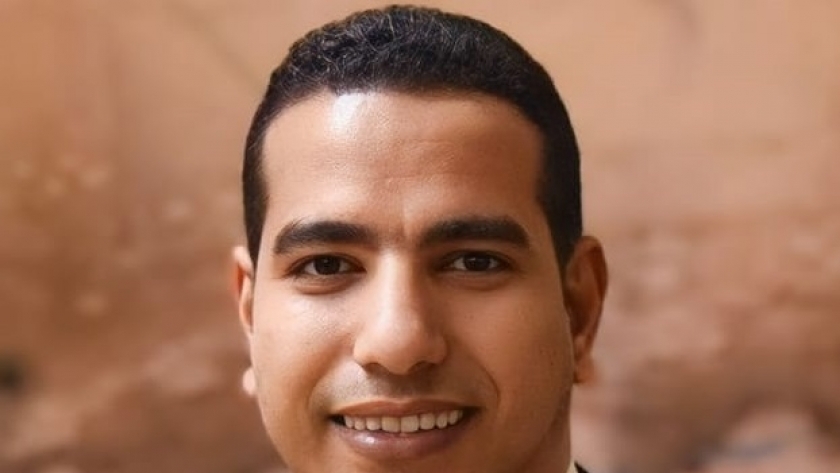 الصحفي أحمد الضبع