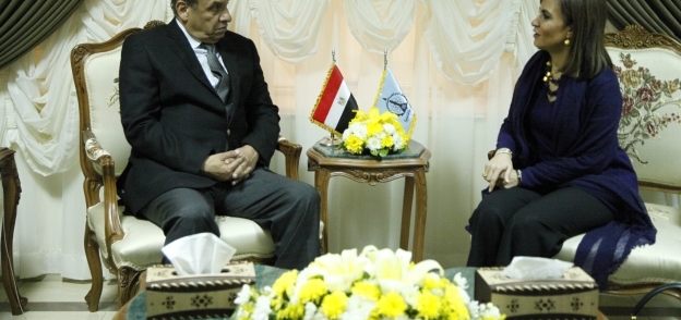 رئيس "العربية للتصنيع" مع وزيرة التعاون الدولي