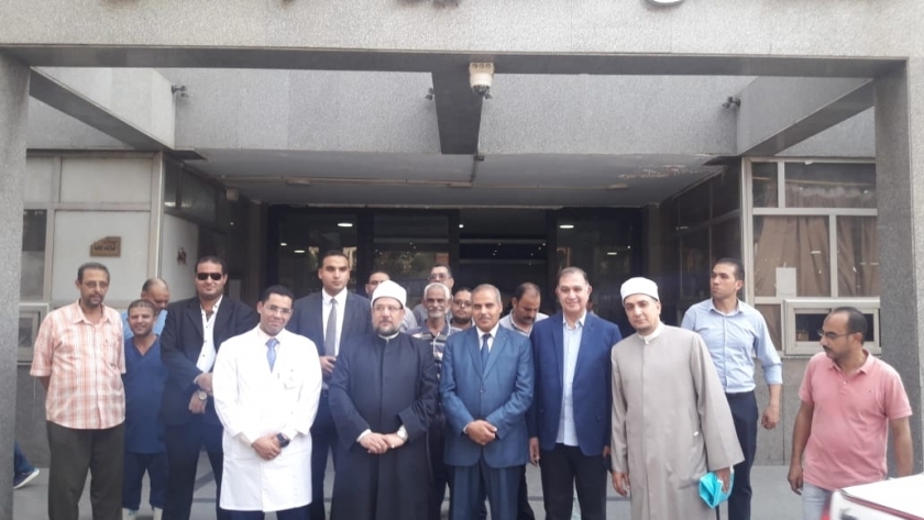 رئيس جامعة الأزهر ووزير الأوقاف يتفقدان مستشفى الحسين الجامعي