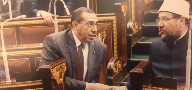محمد الشهاوى عضو مجلس النواب مع وزير الاوقاف