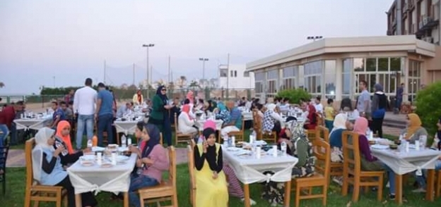 محافظ الإسماعيلية يشهد حفل ختام أنشطة برلمان الطلائع والشباب خلال خفل إفطار
