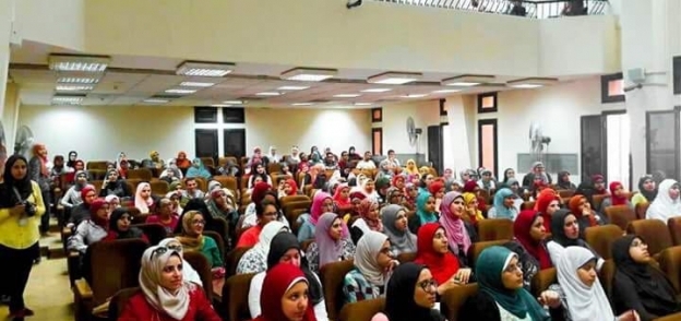 فاعليات الدورة التعليمية (Mixology) لطلاب صيدلة القاهرة
