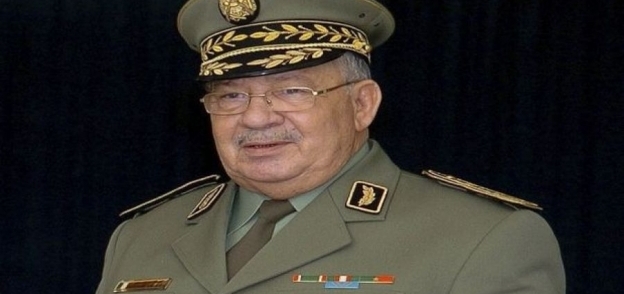 الفريق أحمد قايد صالح رئيس اركان الجيش الجزائري