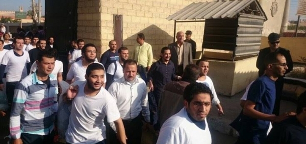 خروج السجناء بعد العفو الرئاسي