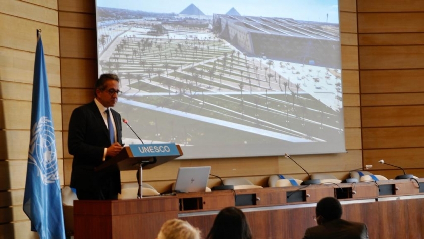 وزير السياحة يلقي محاضرة بجلسة اليونسكو عن جهود مصر في حفظ التراث