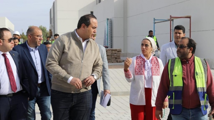 الدكتور أحمد السبكي رئيس الهيئة العامة للرعاية الصحية خلال زيارته اليوم لمستشفى نويبع التخصصي الجديدة