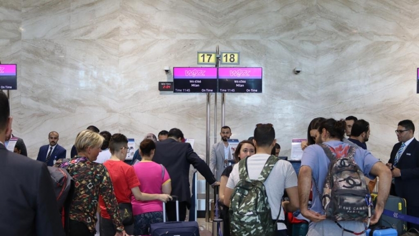 مطار سفنكس الدولي يستقبل رحلة جوية جديدة قادمة من إيطاليا