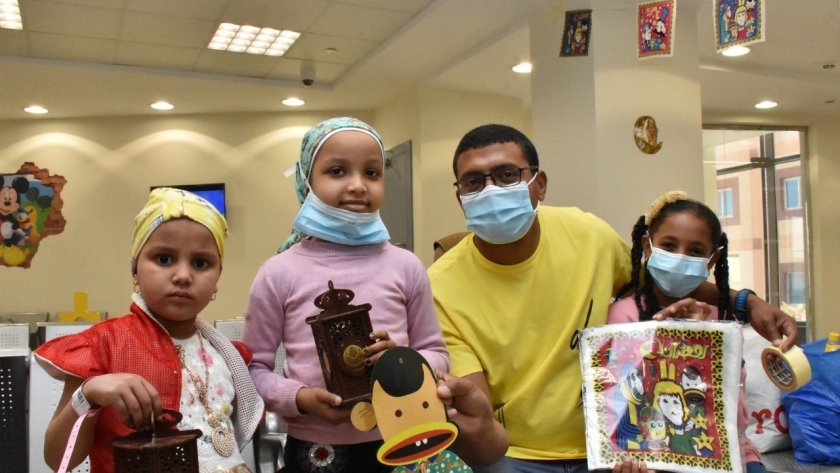 اطفال مستشفي شفاء الاورمان لسرطان الاطفال