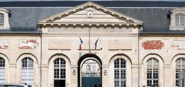 بدء محاكمة شيشاني في باريس يشتبه بأنه كان أميرا في جماعة إرهابية
