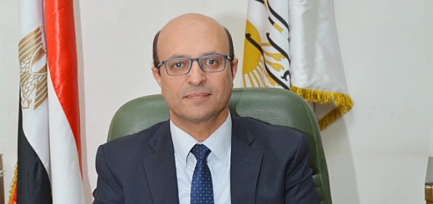 الدكتور احمد المنشاوى نائب رئيس جامعة أسيوط لشئون الدراسات العليا والبحوث