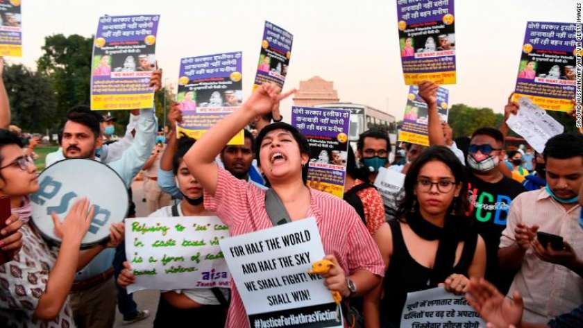 احتجاجات في الهند بعد وفاة الفتاة