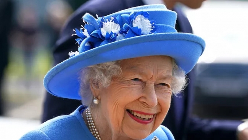 إليزابيث الثانية ملكة بريطانيا
