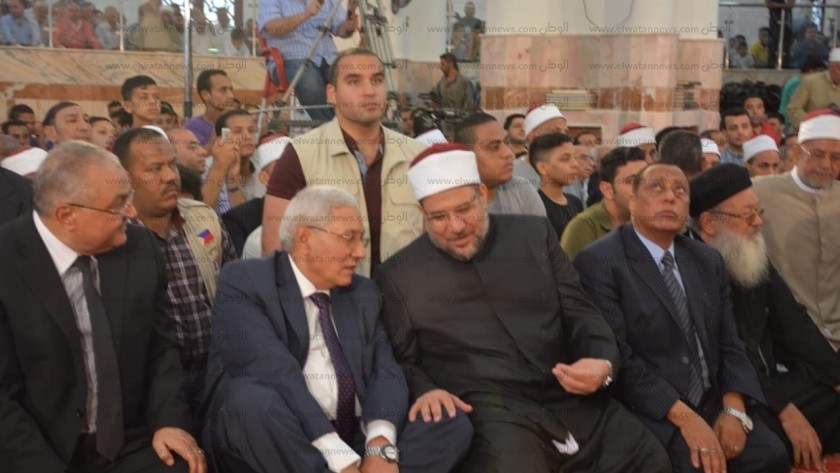 وزير الآوقاف في افتتاح المسجد