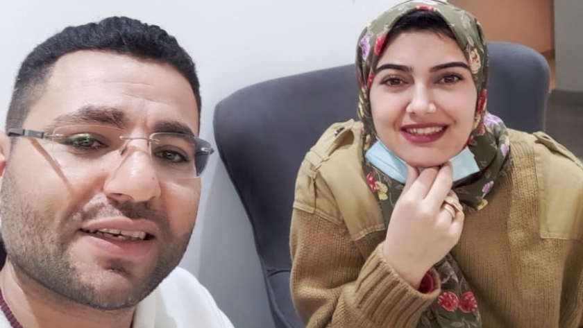 المهندس أحمد عاطف وزوجته