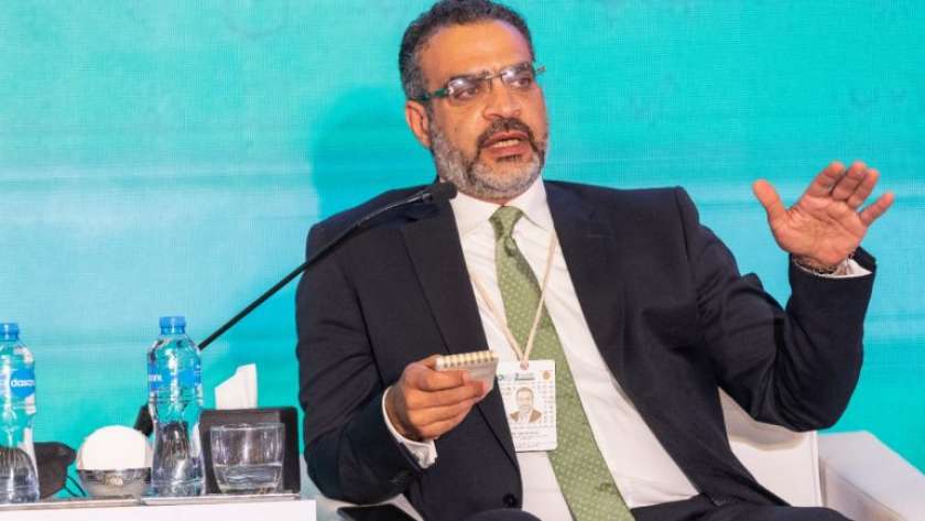 عمرو القاضي، المدير الإقليمي لمؤسسة بلاستيك بنك العالمية