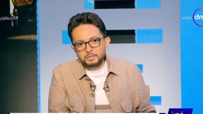 الإعلامي أحمد فايق مقدم برنامج «مصر تستطيع»