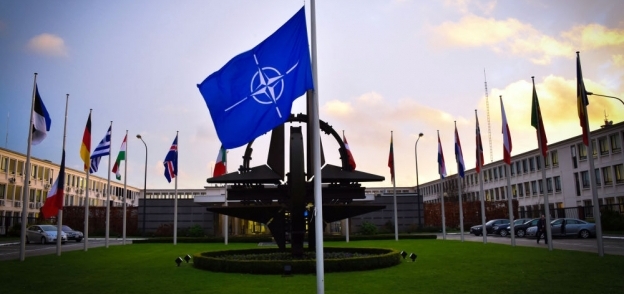قمة "الناتو" تستعد لمبارزة "ترامب" مع الاتحاد الأوربي
