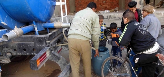 سيارات مياه مجانية لتلبية احتياجات المواطنين بمدينة سوهاج