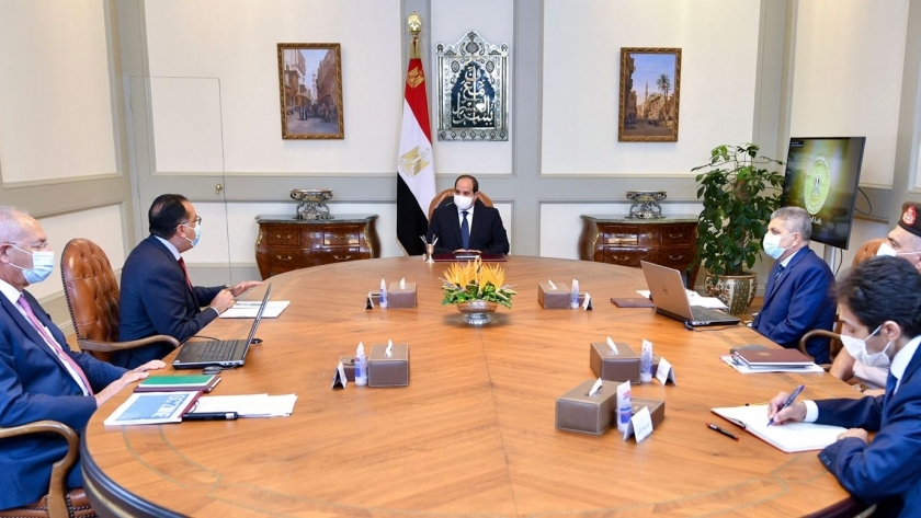 اجتماع الرئيس عبدالفتاح السيسي مع الفريق أسامة ربيع