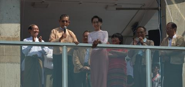 بالصور| بعد النتائج الأولية لانتخابات النواب.. الحزب الحاكم في ميانمار: "خسرنا"