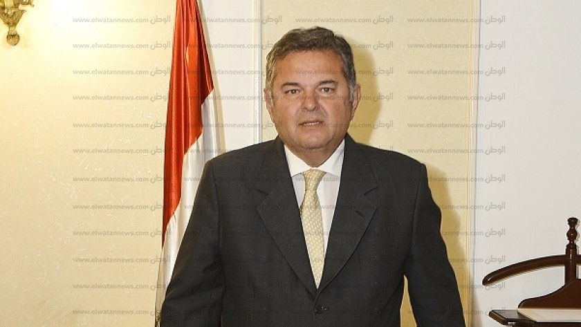 هشام توفيق وزير قطاع الأعمال العام