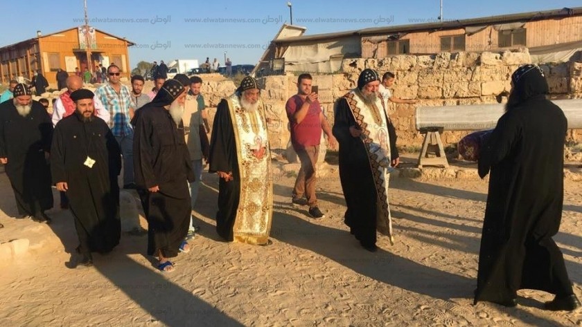 دير مارمينا العجائبي بالإسكندرية يحتفل بعيد تكريس أول كنيسة للشهيد