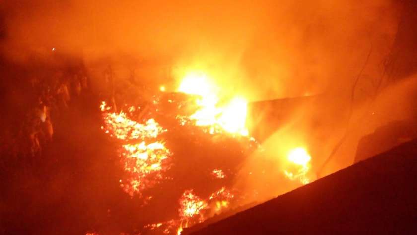 حريق معهد الشيخة فاطمة بأرمنت غرب الأقصر