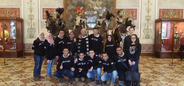 الوفد الطلابي مع رئيس الجالية المصرية في روسيا