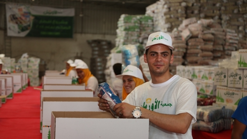 «الأورمان» تبدأ إعداد «كراتين رمضان» لتوزيعها على الفقراء ببني سويف