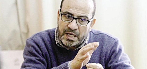 الناقد عصام زكريا رئيس مهرجان الإسماعيلية الدولي للأفلام التسجيلية