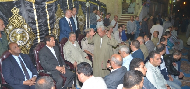 محافظ الغربية ومدير الأمن يقدمان واجب العزاء لأسرة شهيد سيناء بالمحلة