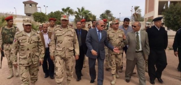 قيادات القوات المسلحة تتفقد لجان جنوب سيناء