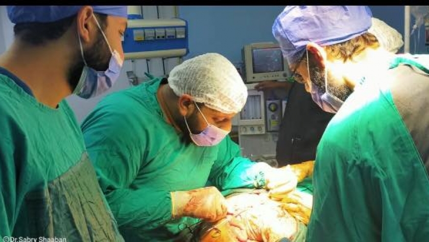 عملية جراحية بمستشفى مطروح العام