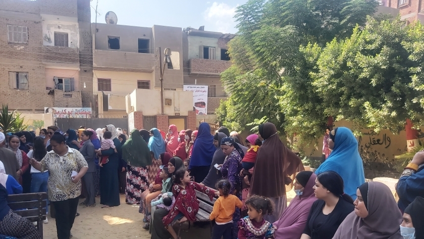 إقبال كثيف من الناخبين بدائرة ناصر والواسطى في بني سويف