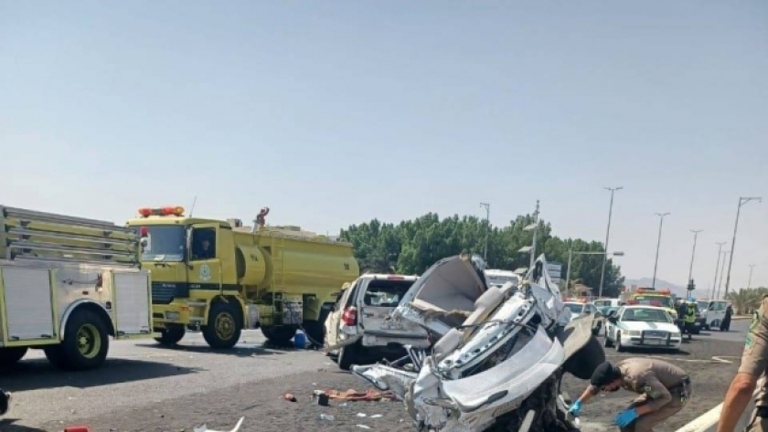 حادث مروري بالمدينة المنورة يقتل 4 أشخاص ويصيب 5