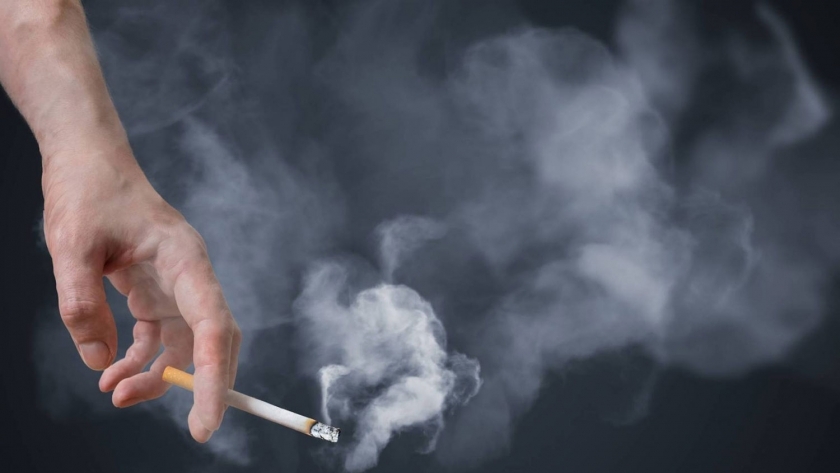 الأشخاص المدخنين أكثر عرضة للإصابة بفيروس كورونا " تعبيرية"
