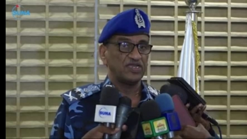 وزير الداخلية السودانية الفريق أول شرطة حقوقي الطريفي إدريس