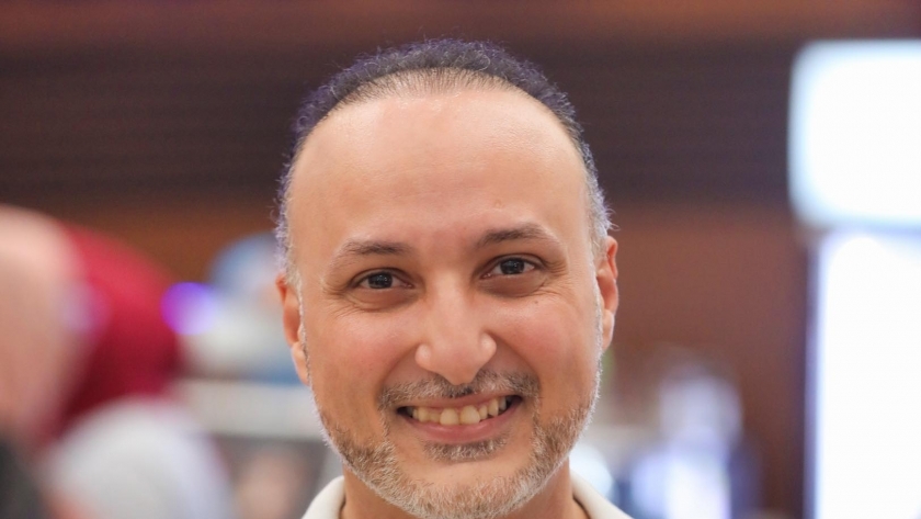 الكاتب أحمد القرملاوي