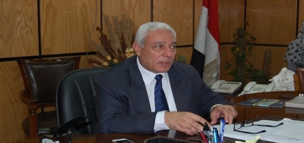 دكتور أسامة العبد رئيس اللجنة الدينية بالبرلمان