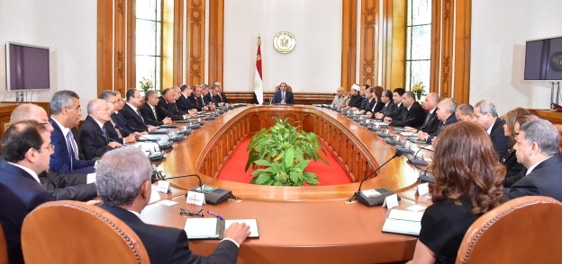 الرئيس «السيسى» خلال اجتماعه بالحكومة «صورة أرشيفية»