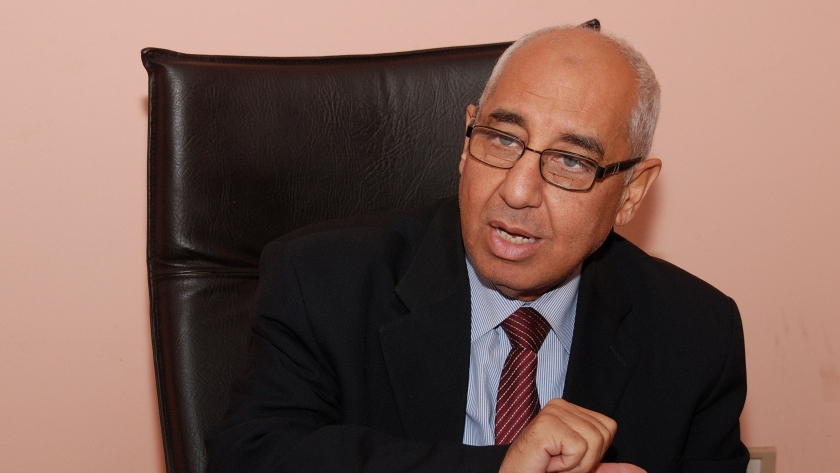 الدكتور علي عوف، رئيس الشعبة العامة للدواء بالغرف التجارية