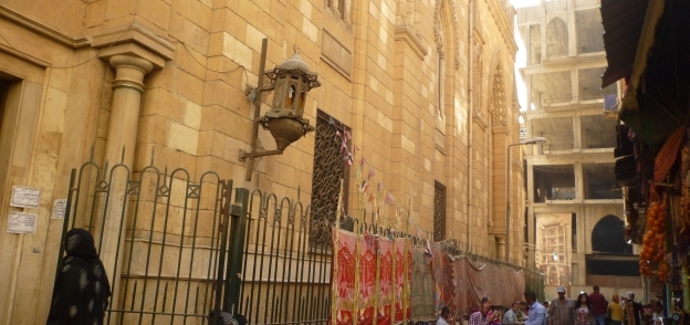 مسجد الإمام الحسين مهدد بالسرقة فى أى وقت «صورة أرشيفية»