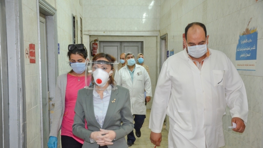 نائب محافظ الإسكندرية تتفقد مستشفى صدر المعمورة للوقوف على احتياجاتها كأحد مستشفيات العزل الصحي بالمدينة