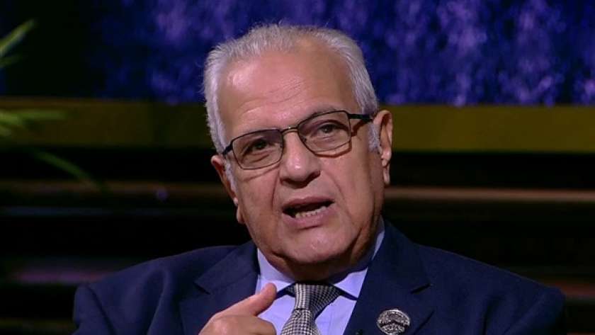 الدكتور حسين عبدالعزيز مستشار رئيس الجهاز المركزي للتعبئة العامة والإحصاء