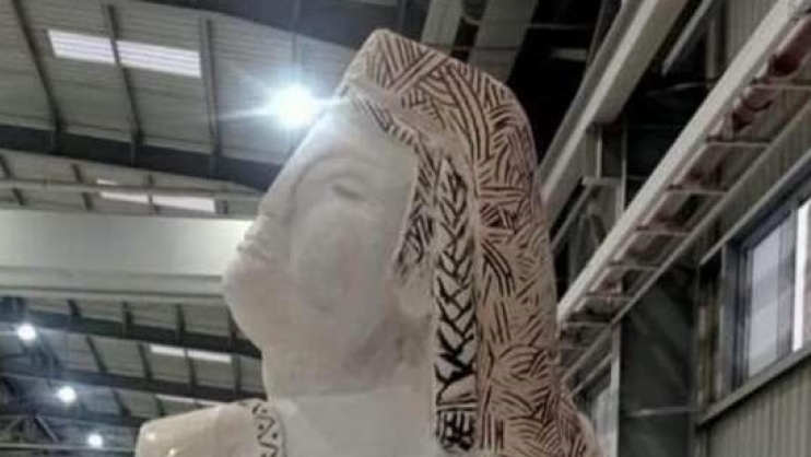 تمثال مصر تنهض