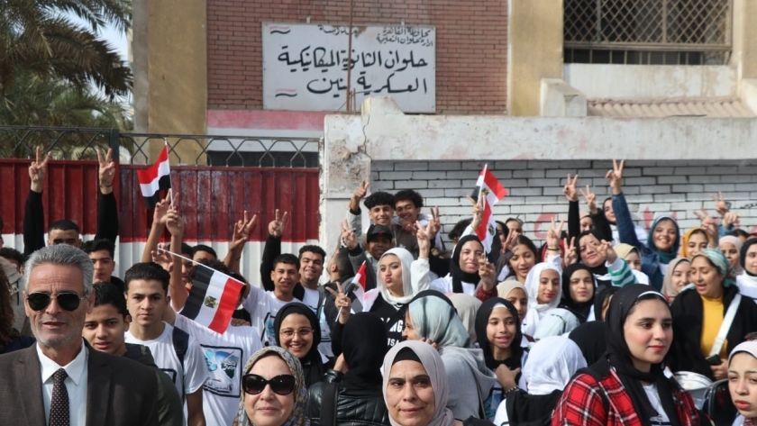 نقيب المعلمين: توجهنا بكثافة للجان الانتخابات في كل محافظات مصر