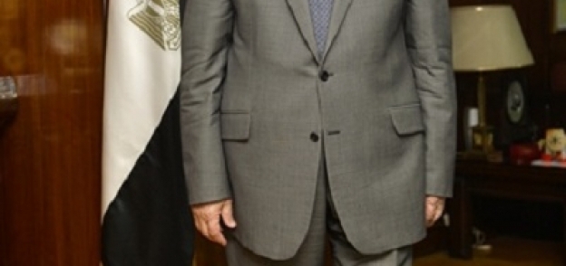 الدكتور محمد شاكر .. وزير الكهرباء