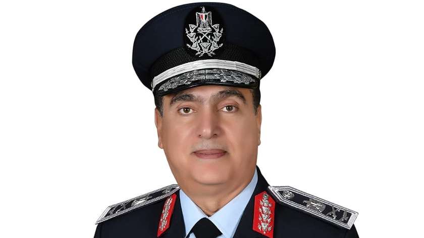 اللواء طيار أركان حرب محمود فؤاد قائد القوات الجوية