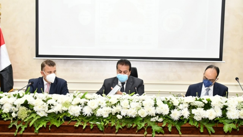 إجتماع المجلس الأعلى للجامعات برئاسة وزير التعليم العالي