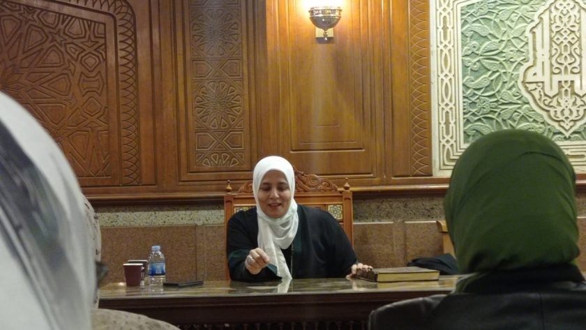 الدكتورة وفاء عبد السلام خلال دورة مبادرة سكن ومودة